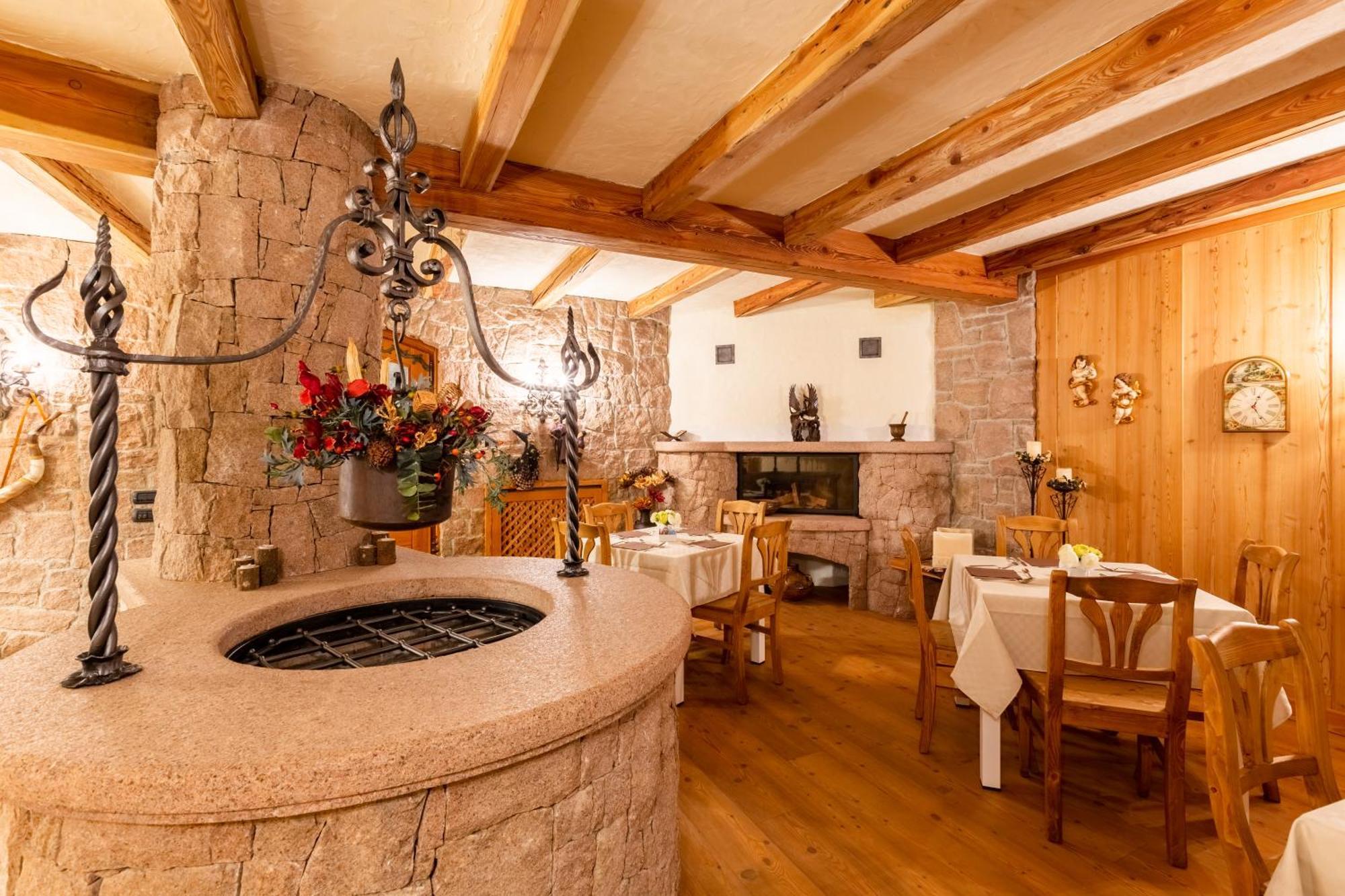 Appartamento Le Colonne - Relais Villa Quercia Tassullo Luaran gambar